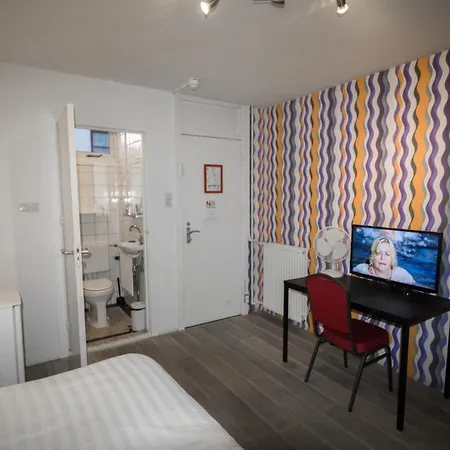 & Bar Royal Taste Отель *