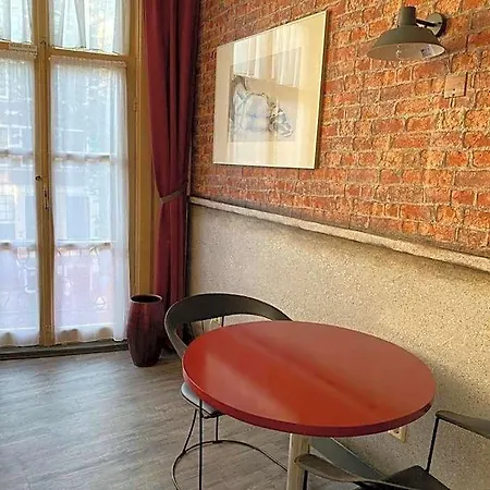 Hotel & Bar Royal Taste