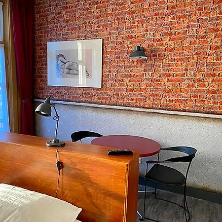 & Bar Royal Taste Hotel