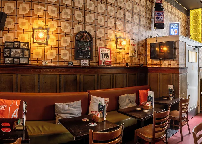 Hotel&bar Royal Taste *