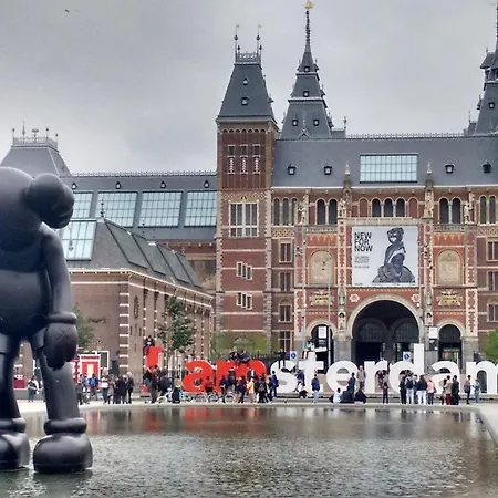 & Bar Royal Taste * Amsterdam