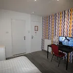 Hotel & Bar Royal Taste *